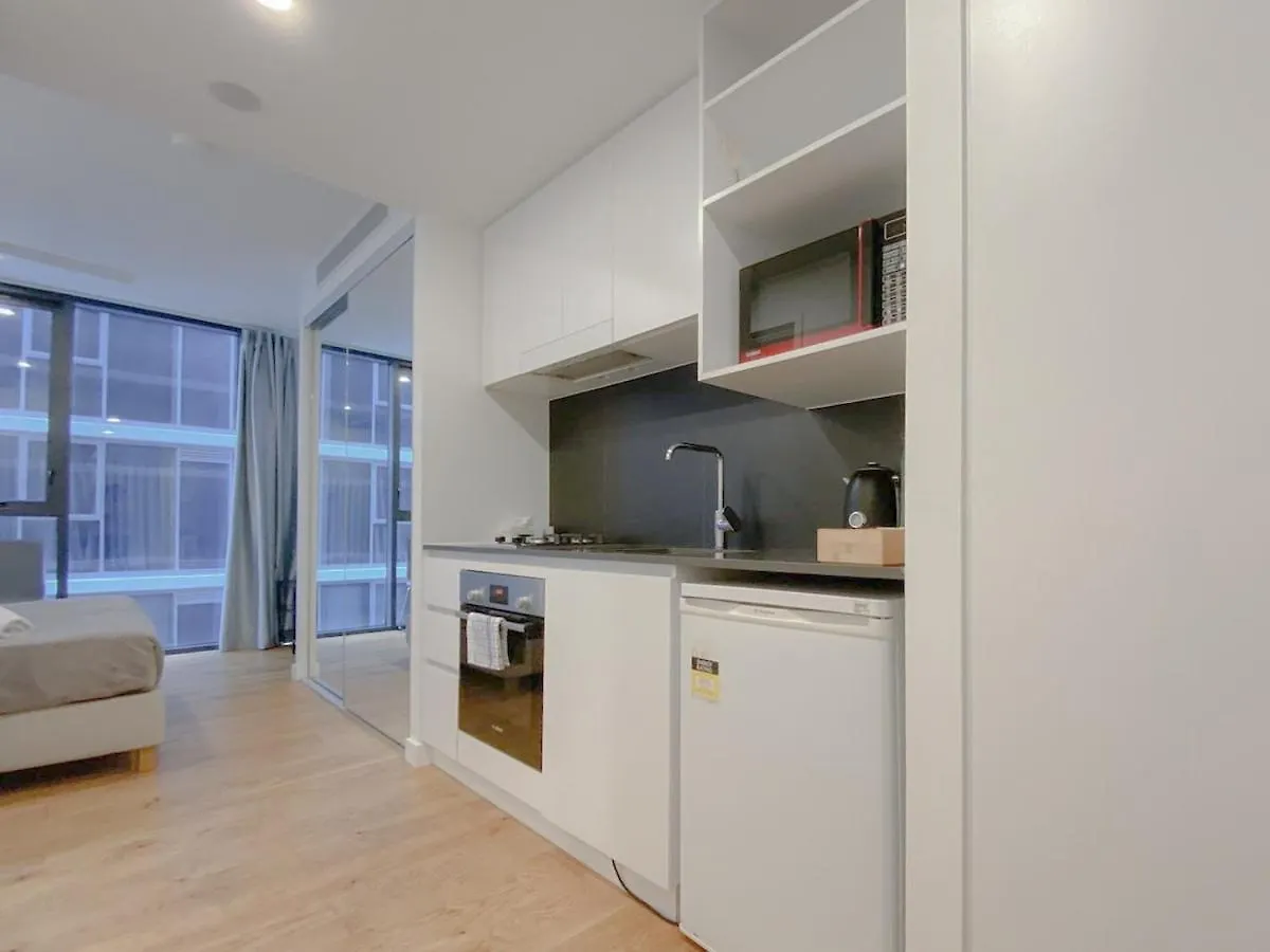 Stylish Studio On High Level-Close To Brisbane Cbd 0*,